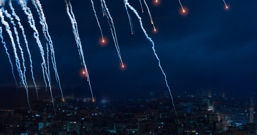 Israel using white phosphorus and vacuum bombs in Gaza